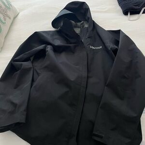 Marmot minimalist raincoat.  Women's black size large